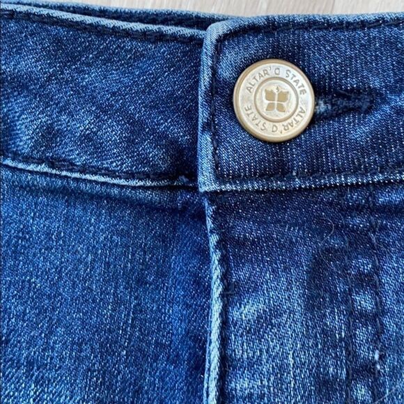 Altar'd State Cut Off Denim Distressed Frayed Hem Jean Shorts 26 - Picture 6 of 9